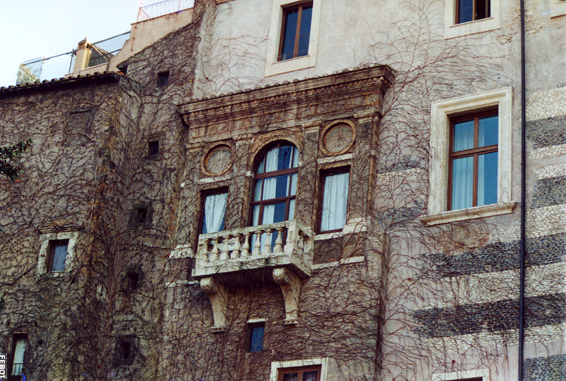 rm_1092.jpg [228069 bytes]