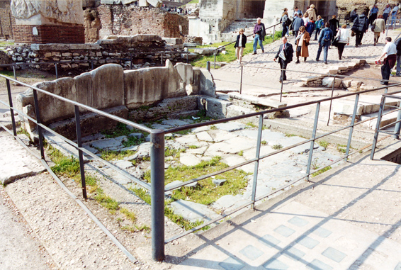 rm_1113.jpg [222244 bytes]