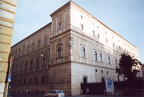 rm_1271.jpg [169041 bytes]