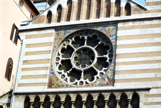 rm_1288.jpg [186177 bytes]