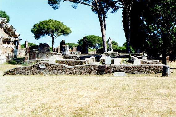 rm_1449.jpg [217850 bytes]