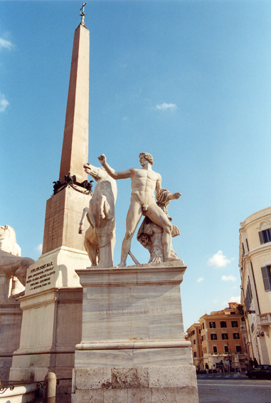 rm_561.jpg [129955 bytes]