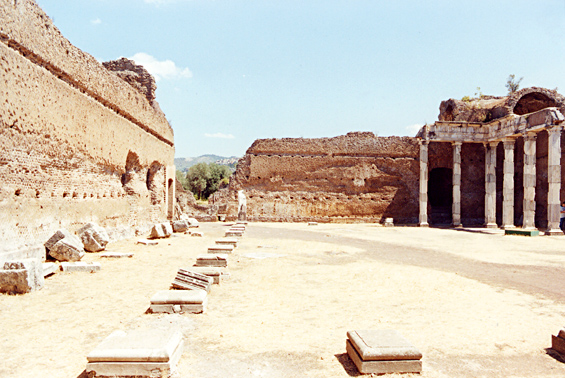 rm_588.jpg [173829 bytes]