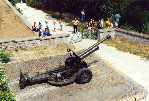 rm_607.jpg [208471 bytes]