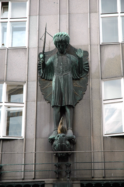 wn_367.jpg [251535 bytes]