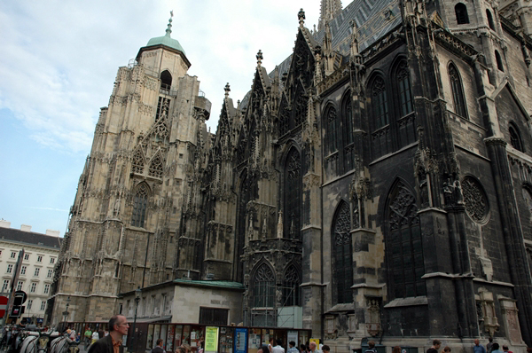 wn_369.jpg [285773 bytes]