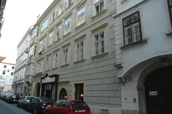 wn_372.jpg [244221 bytes]