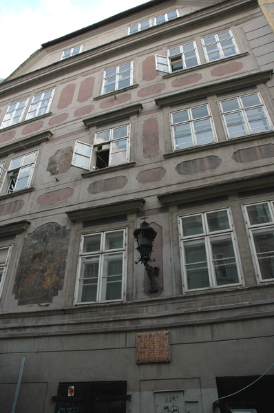 wn_387.jpg [248608 bytes]