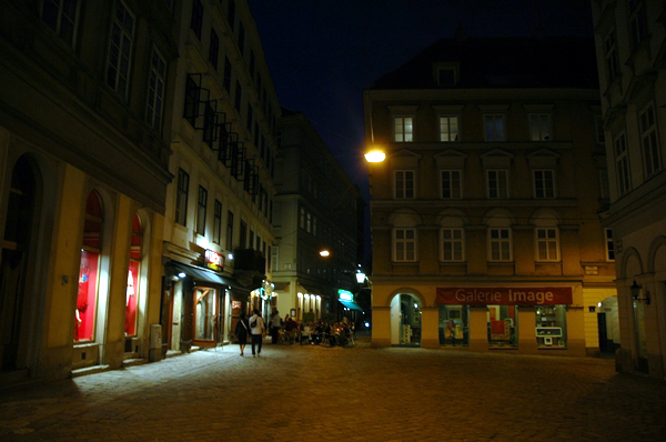 wn_402.jpg [245928 bytes]