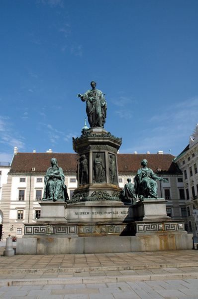 wn_420.jpg [241172 bytes]