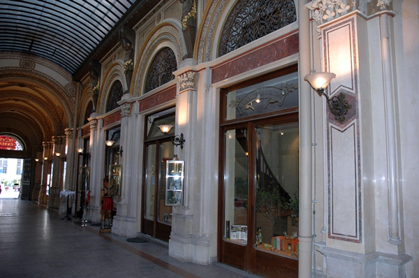 wn_432.jpg [274920 bytes]