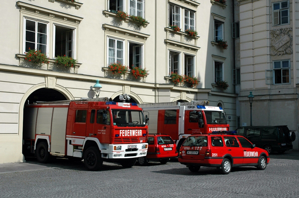 wn_439.jpg [278501 bytes]