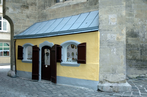 wn_447.jpg [268062 bytes]