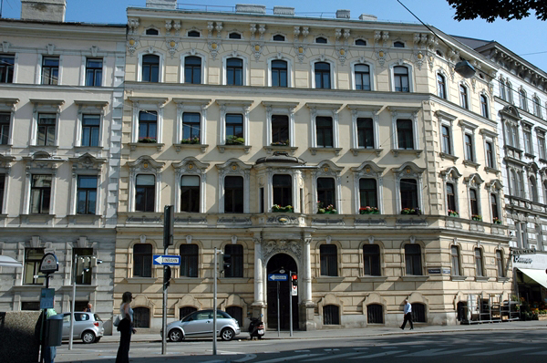 wn_548.jpg [317842 bytes]