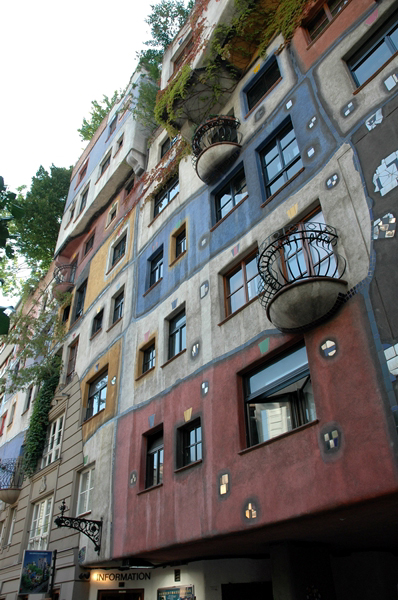 wn_552.jpg [294818 bytes]