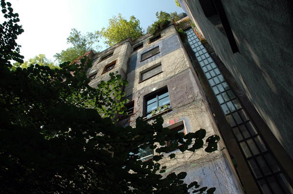 wn_557.jpg [275226 bytes]