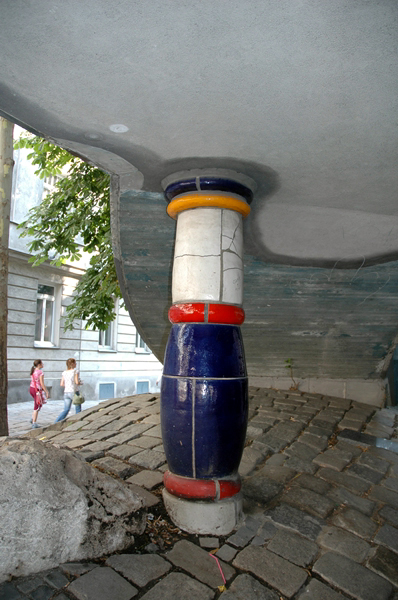 wn_559.jpg [257743 bytes]