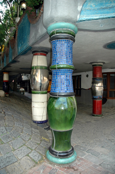 wn_562.jpg [291277 bytes]