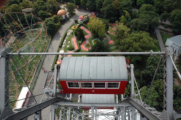 wn_569.jpg [336158 bytes]