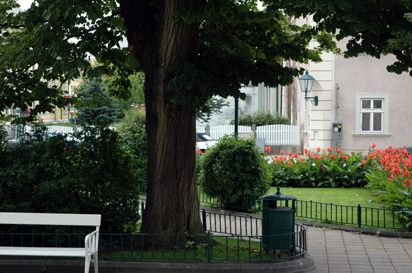 wn_641.jpg [316310 bytes]