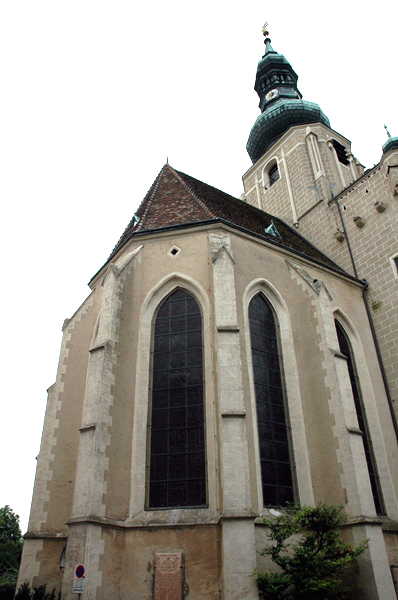 wn_649.jpg [217037 bytes]