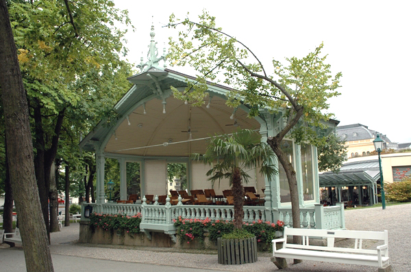 wn_664.jpg [308359 bytes]