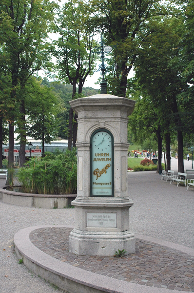 wn_671.jpg [346695 bytes]