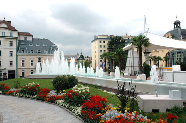 wn_674.jpg [280831 bytes]