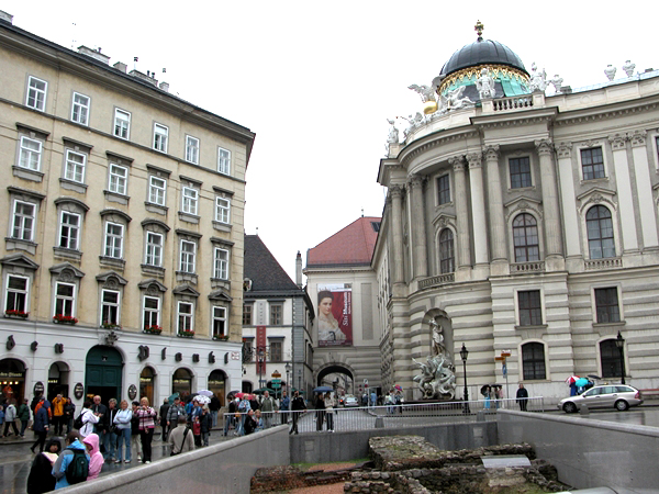 wn_713.jpg [280333 bytes]