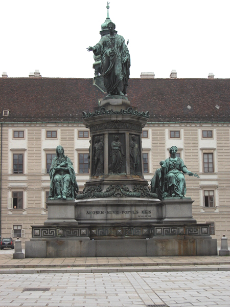 wn_723.jpg [223886 bytes]