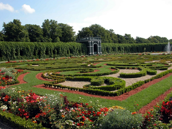 wn_752.jpg [343205 bytes]