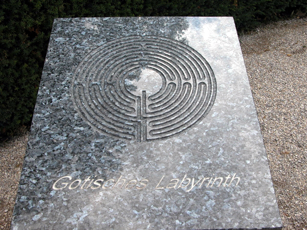 wn_755.jpg [345004 bytes]