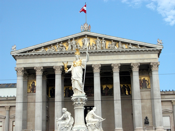 wn_759.jpg [264151 bytes]