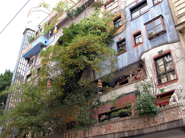 wn_796.jpg [376633 bytes]